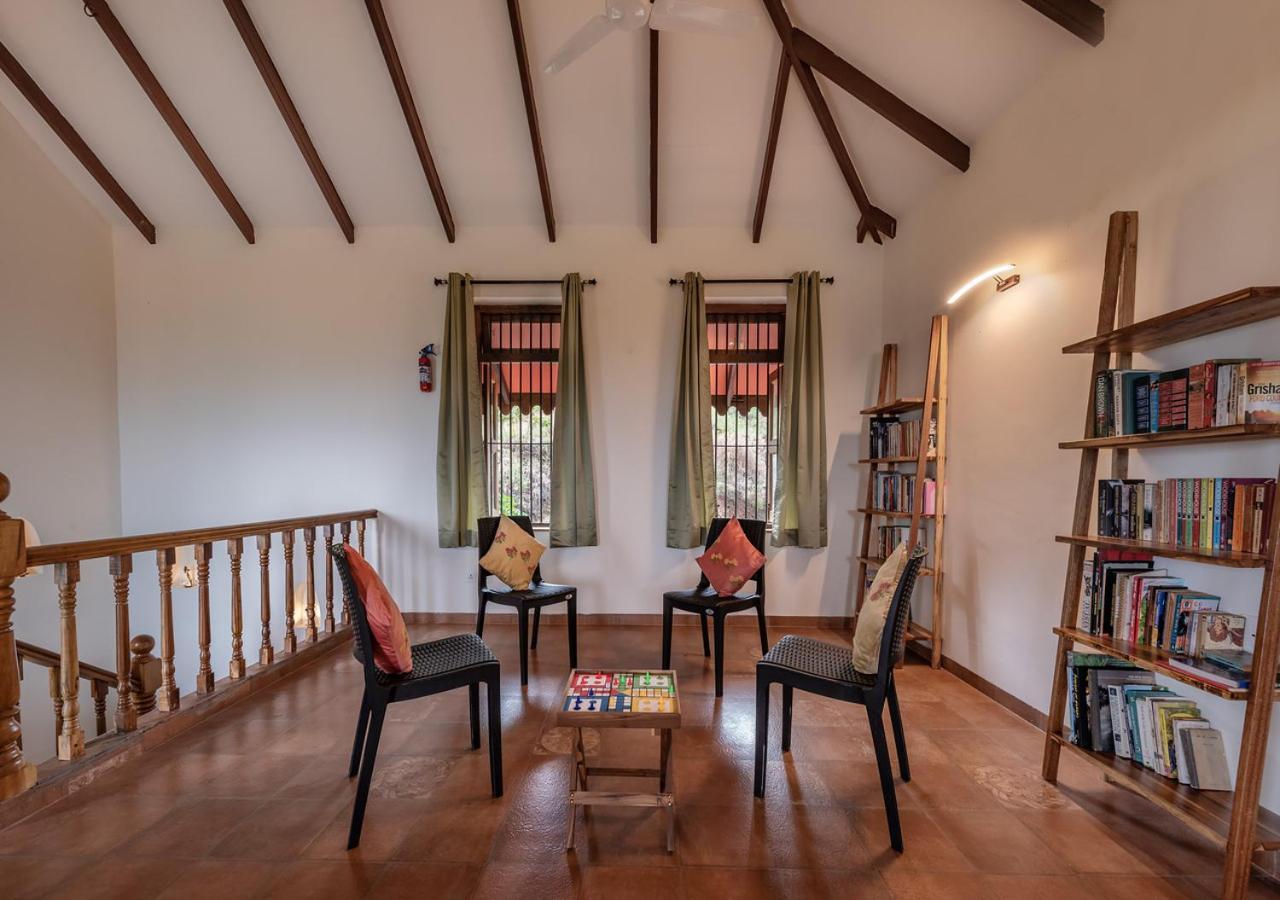 Saffronstays Niramay, Torna-Rajgad - Rustic Pool Villa With A Gazebo And Great Forest Views Marg Asni Exterior photo